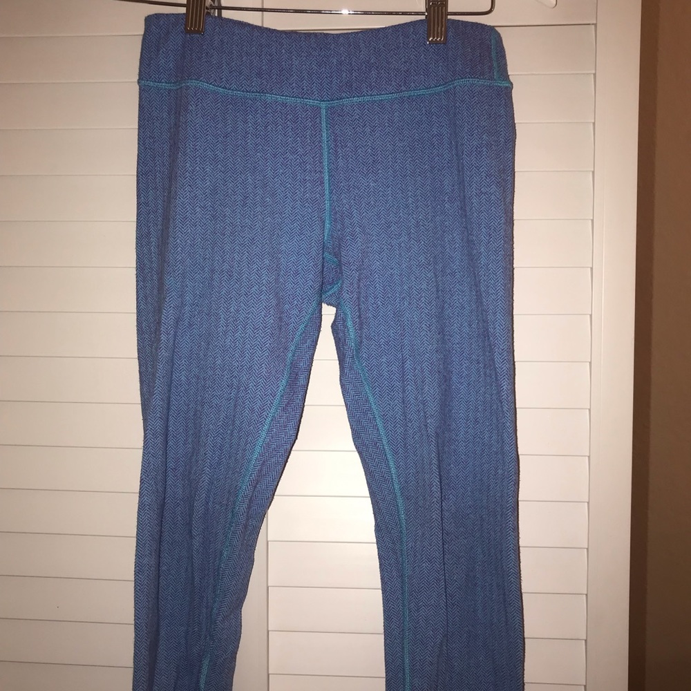 Leggings// IVIVVA